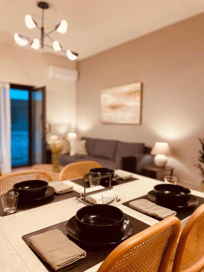 Apartment 2 Bedroom - Live Like A Local In Kolonaki Athen