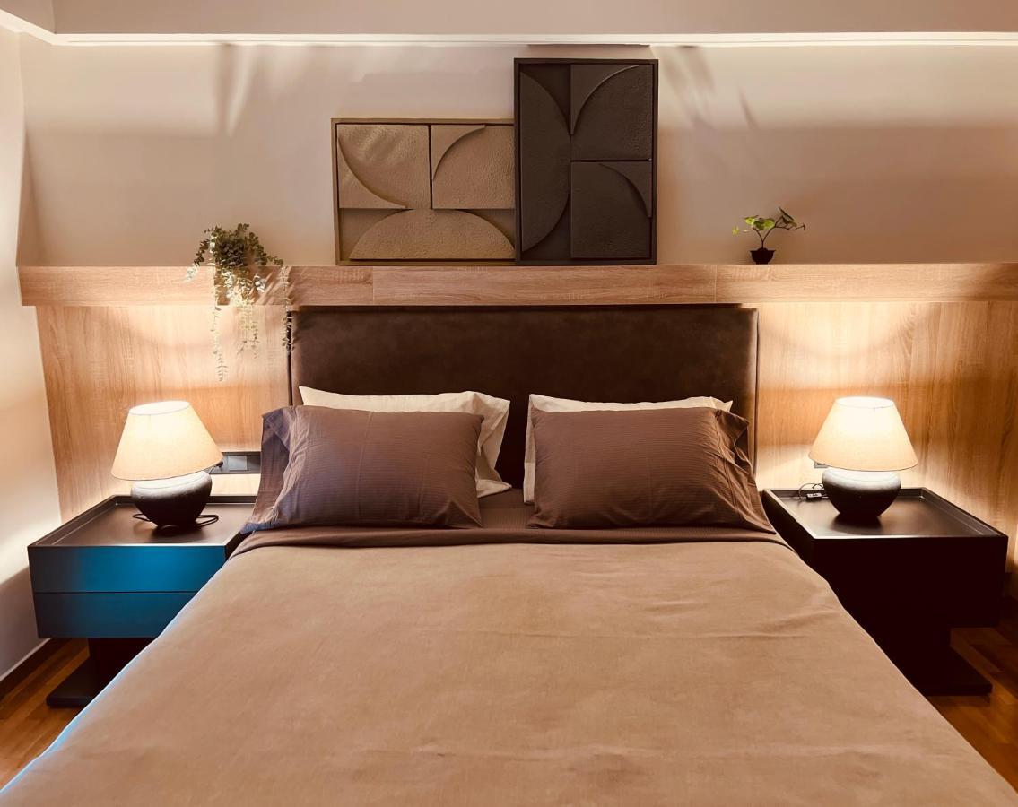 2 Bedroom - Live Like A Local In Kolonaki Apartment