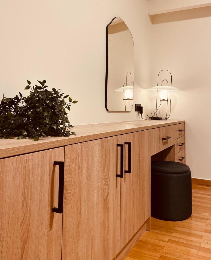 2 Bedroom - Live Like A Local In Kolonaki * Athen