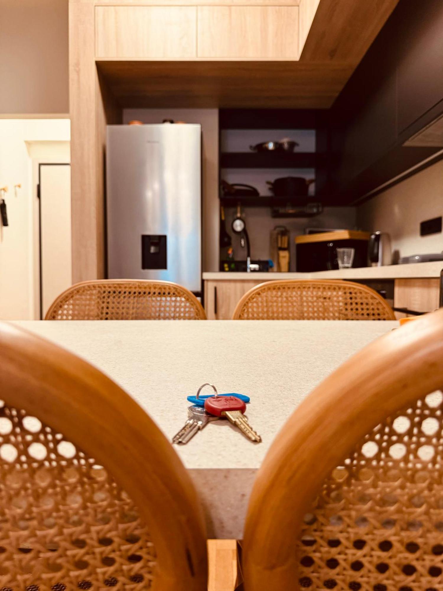 Apartment 2 Bedroom - Live Like A Local In Kolonaki Athen